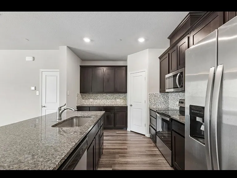 3121 Solana Cir — Photo 14