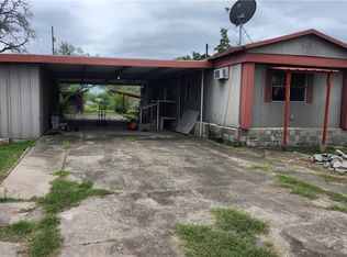 114 County Road 3034, Orange Grove, TX 78372