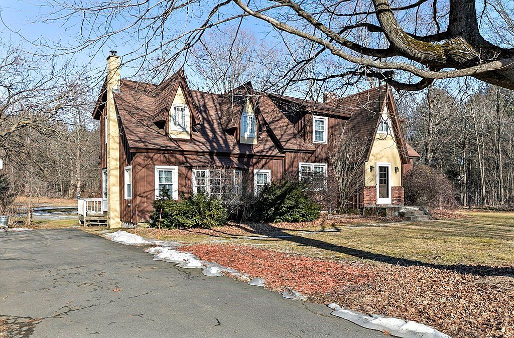 153 Batchelor St, Granby, MA 01033 Zillow