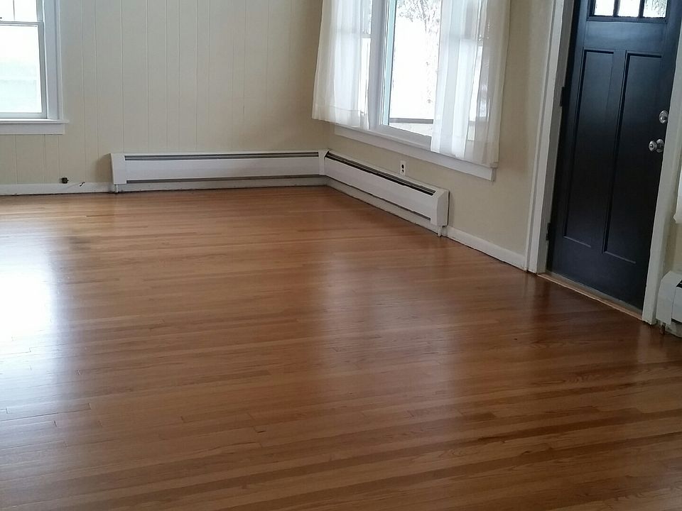 2nd image of 1134 S Beech St