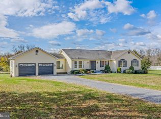 104 Stonehouse Ln, Shepherdstown, WV 25443