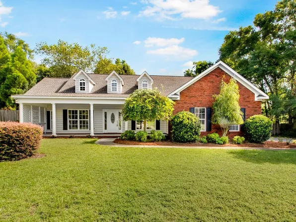 105 Slate Ct, Dothan, AL 36305
