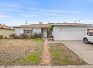 4671 N 7th St, Fresno, CA 93726