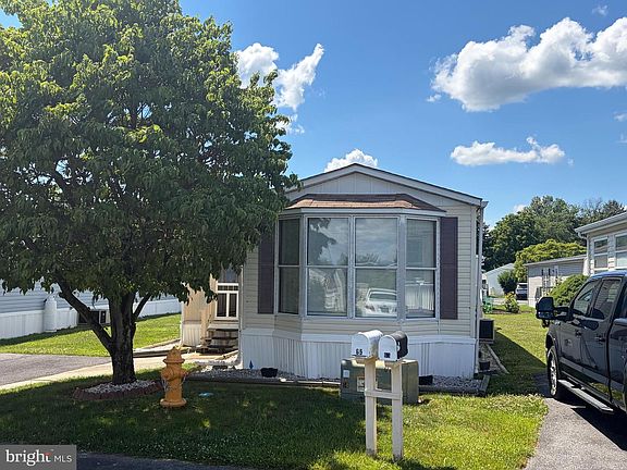 2nd image of 65 Kathy Ln #651