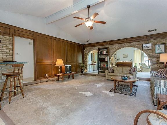 5th image of 5310 Kara Ln