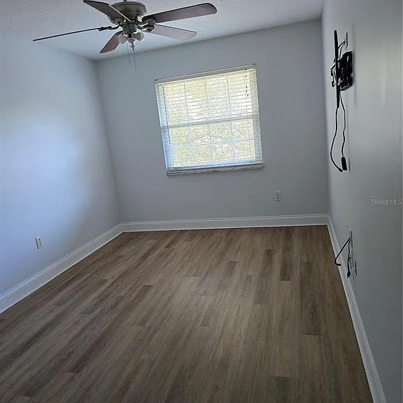 612 E Church St — Photo 19