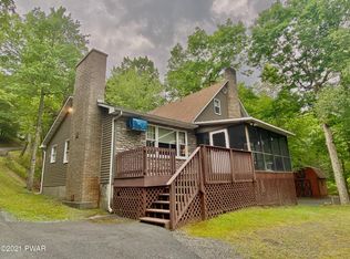 316 Dorys Rd, Dingmans Ferry, PA 18328
