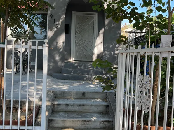 912 Parkman Ave, Los Angeles, CA 90026