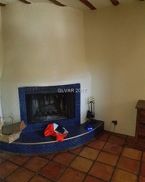 1st image of 3872 Columbus St