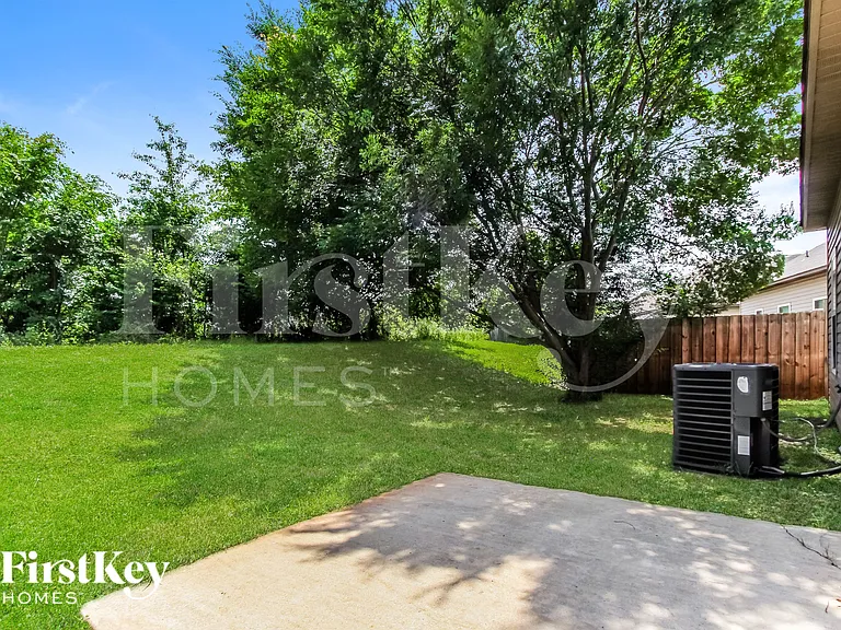 4737 Rosser Loop Dr — Photo 17