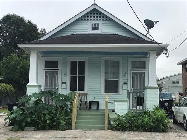 1st image of 626 S Pierce St