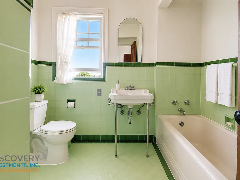202 Kenyon Ave — Photo 41