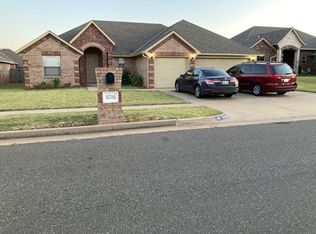11316 SW 37th St, Mustang, OK 73064