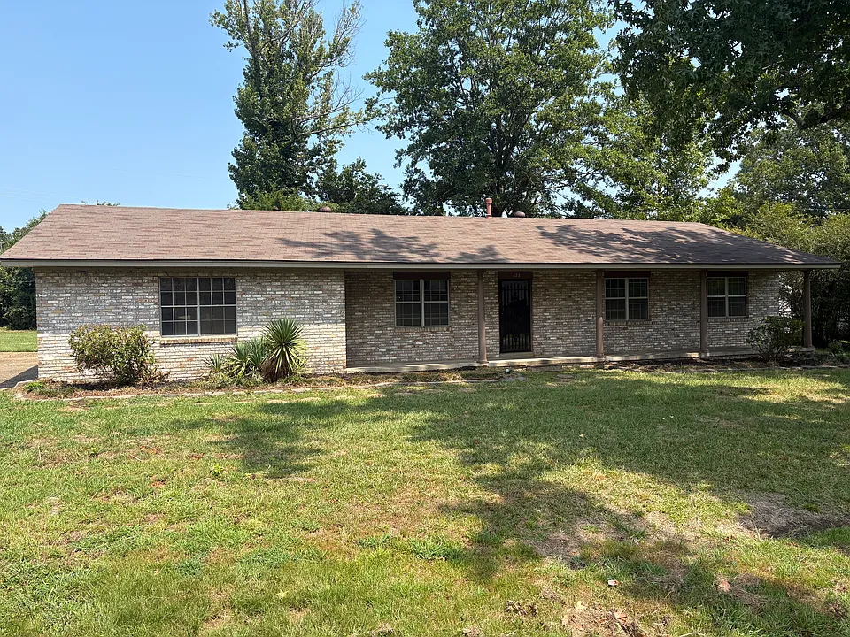 103 Cottonwood Ave