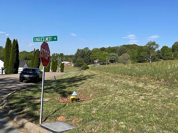 4th image of 1180 George Byrd Rd