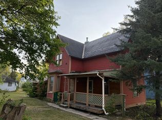216 3rd St NW, New Richland, MN 56072