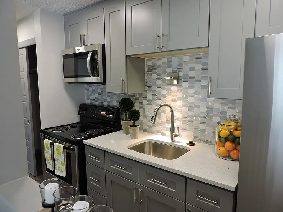 Windsong Apartments