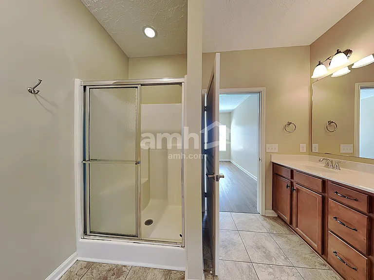 1287 Wentworth Dr — Photo 10