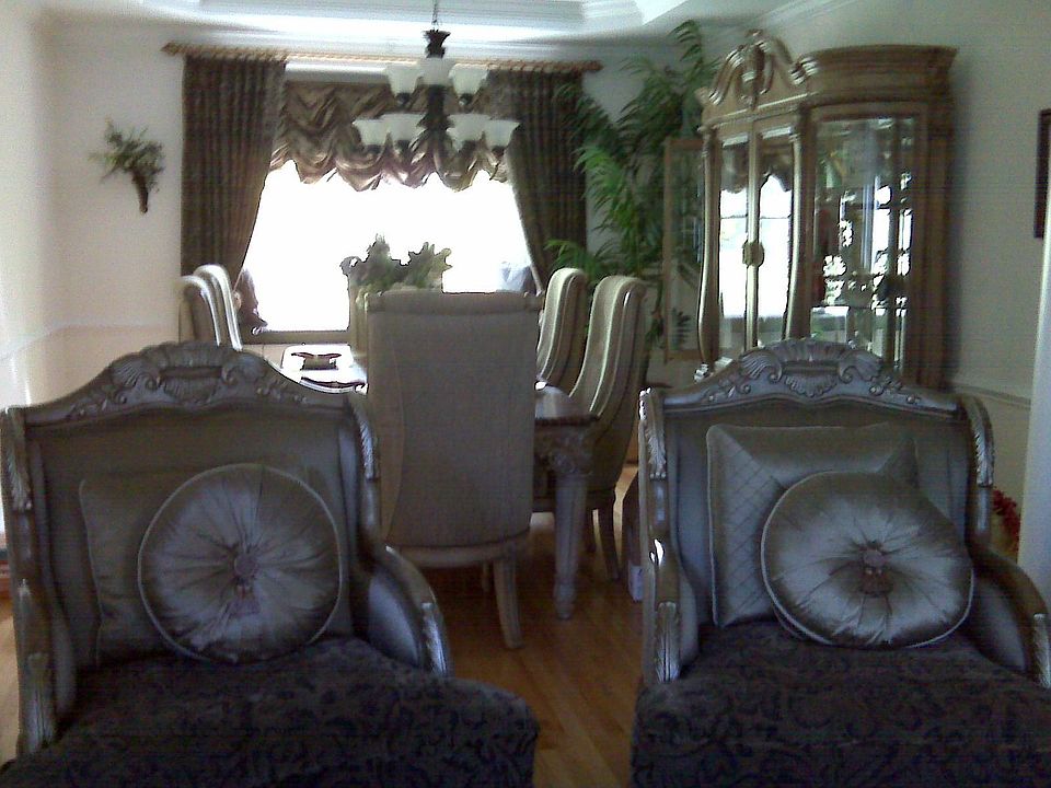 2nd image of 441 Walnut Ave