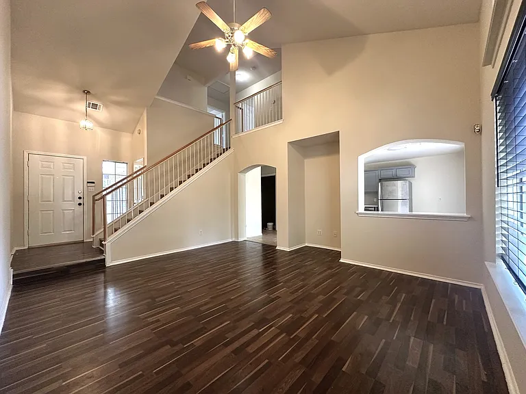 1153 Miss Kimberlys Ln — Photo 3