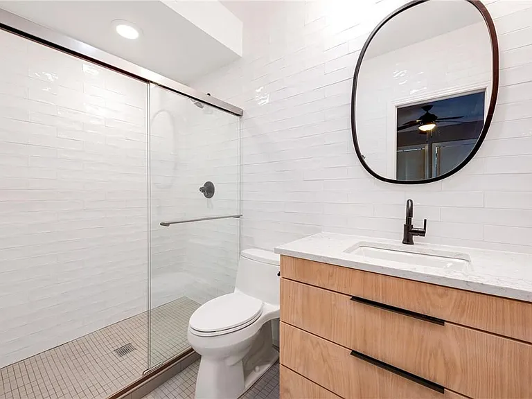 7815 Hardy Dr — Photo 10