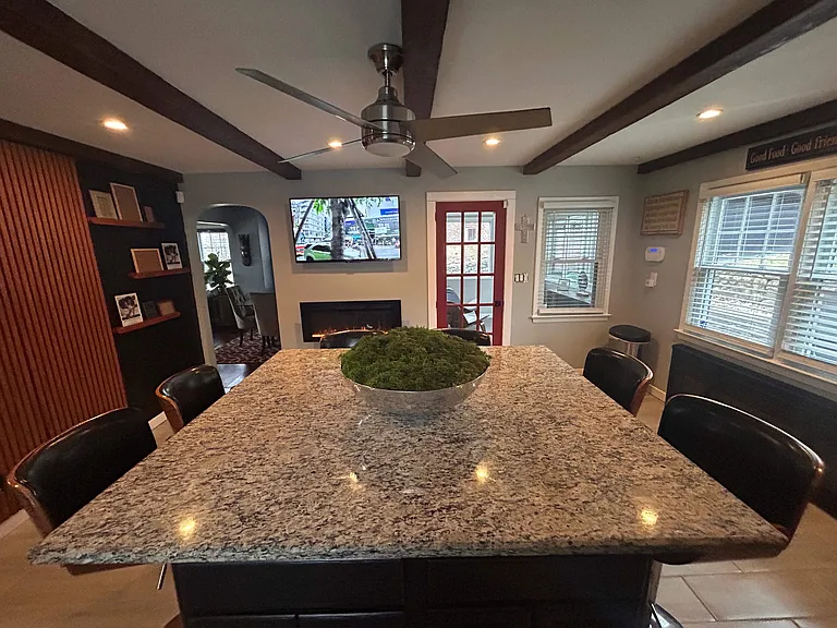 134 Watchung Dr — Photo 5
