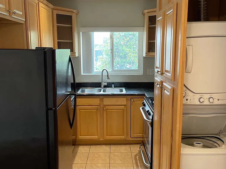 4747 Hamilton St #20 — Photo 6
