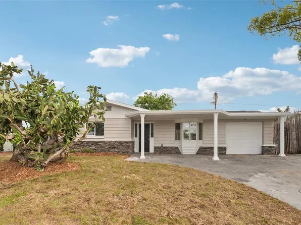 4711 Beacon Hill Dr, New Port Richey, FL 34652