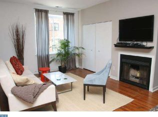 737-39 S 5th St FLOOR 2, Philadelphia, PA 19147