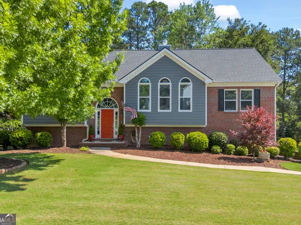 3102 Planters Mill Dr, Dacula, GA 30019