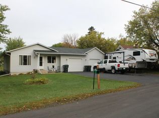 608 Van Dyke Rd NW, Alexandria, MN 56308