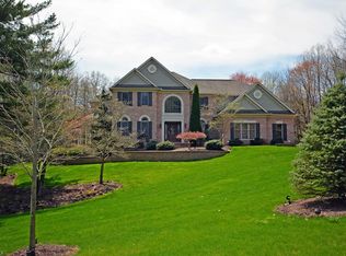 1184 Running Fox Ln, Clinton, OH 44216