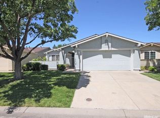 7520 Sunwest Ln, Sacramento, CA