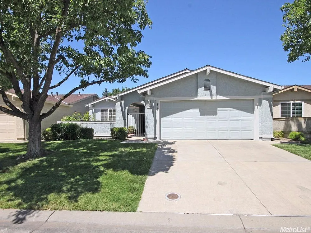 7520 Sunwest Ln photo 1