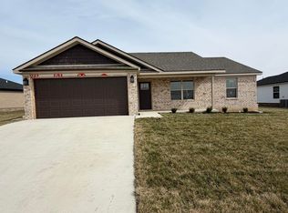 308 Whitley Ln, Berea, KY 40403