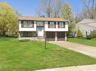 3683 Nautilus Trl, Aurora, OH 44202