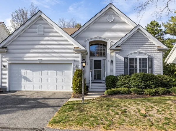 10 Champlain Cir, Plymouth, MA 02360
