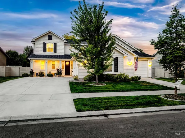 817 W Tawleed St, Middleton, ID 83644