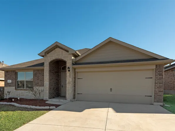9757 Walnut Cove Dr, Fort Worth, TX 76108