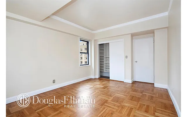 Sold by Douglas Elliman | media 18