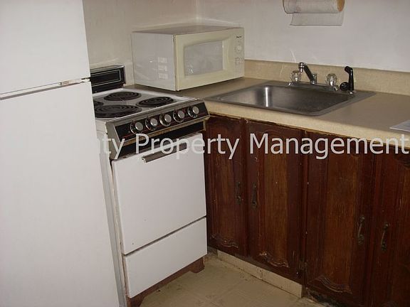 3rd image of 3714 50th Ave N #West