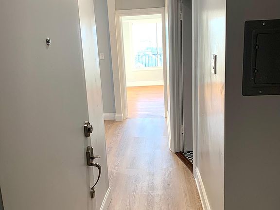 5th image of 1319 Palou Ave