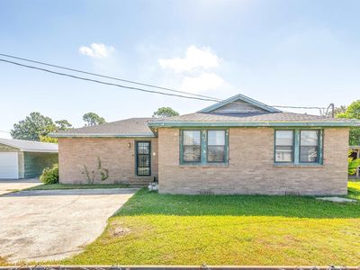 23153 Oak St, Vacherie, LA, 70090