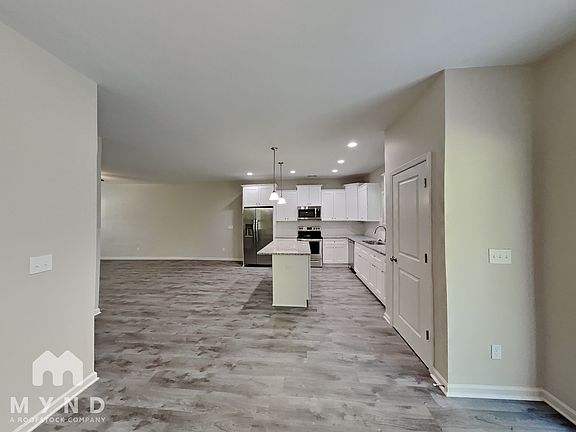 3rd image of 7623 Reames Rd