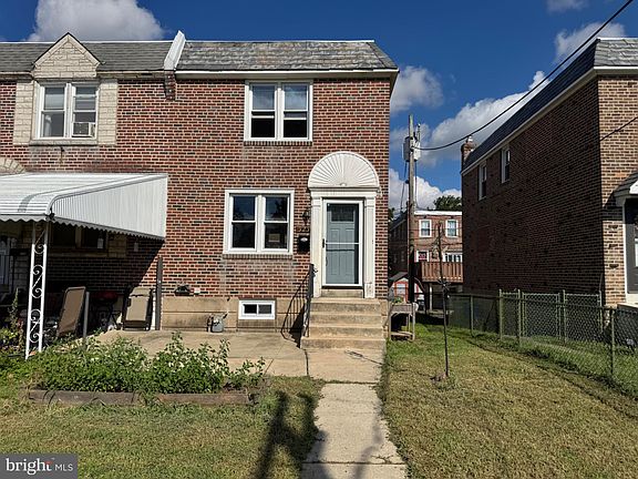 3rd image of 323 Spruce St