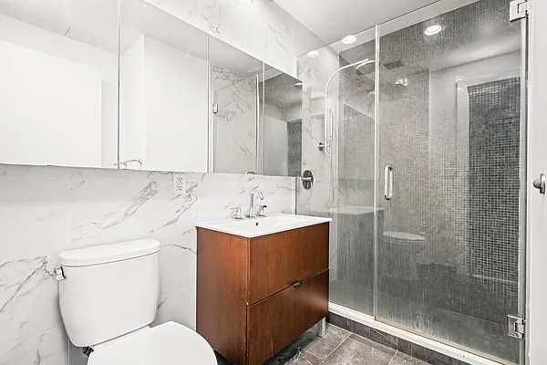 Rented by REAL New York | media 19