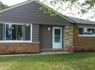 10736 S Pulaski Rd, Oak Lawn, IL 60453