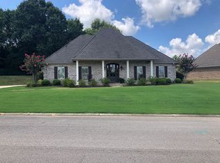 188 Belle Meade Dr, Saltillo, MS 38866
