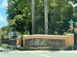10022 NW 7th St UNIT 210, Miami, FL 33172