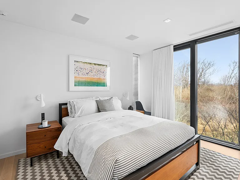 15 Deforest Rd — Photo 13